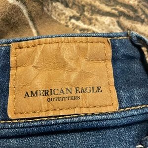American Eagle women’s super stretch jeans